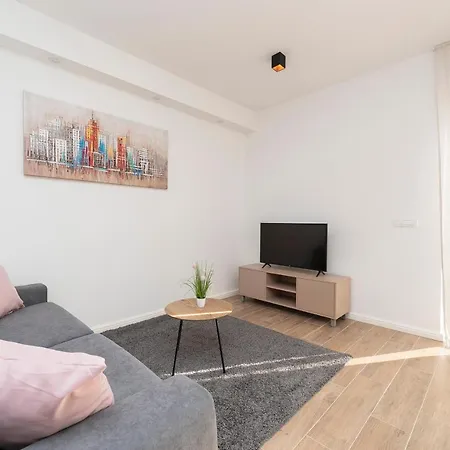 Apartment Eni 2 Mandre