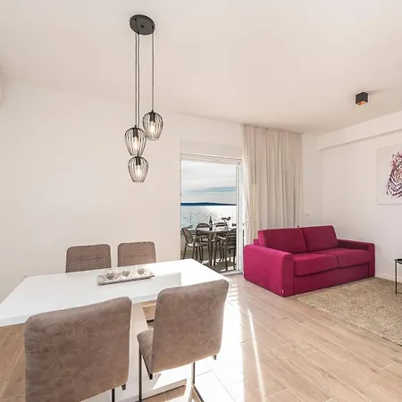 Appartement Eni 2 *