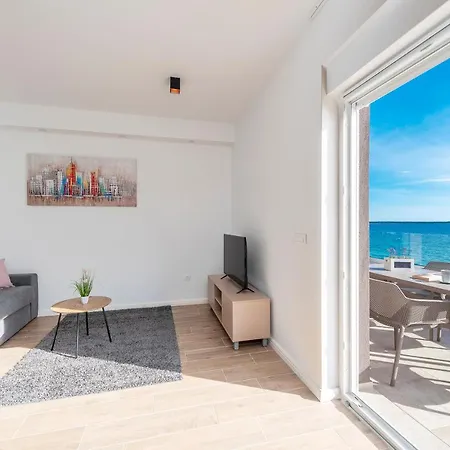 Eni 2 Appartement *