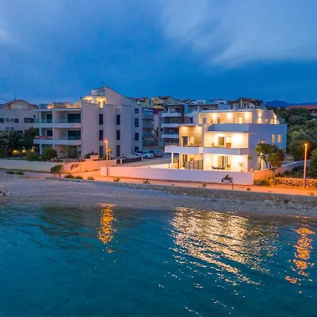 Apartment Eni 2 Mandre