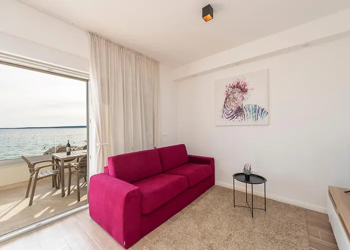 Eni 2 * מאנדרה